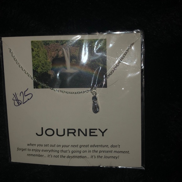 Lucy Gold Necklace - Picture 1 of 1